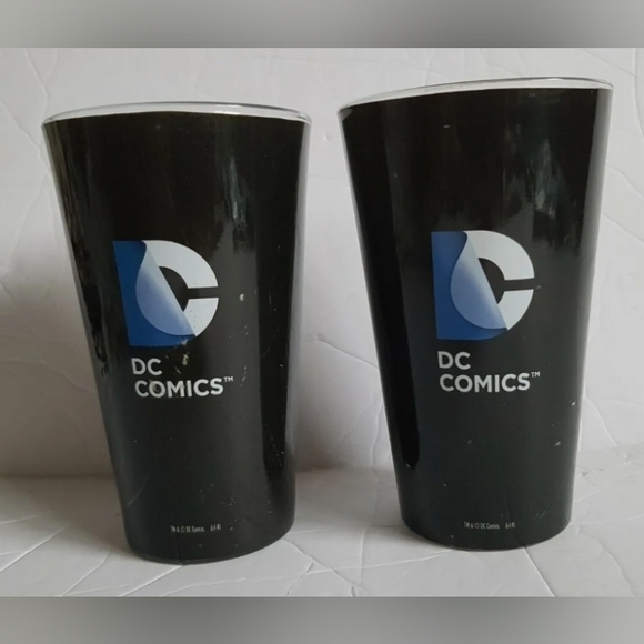 DC Comics Harley Quinn Set Of 2 Glass Drinking Glasses 16 Oz - Picture 3 of 9